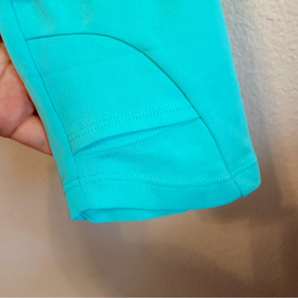 Coolibar LumaLeo Long Sleeve T-Shirt with Thumbholes in Blue Curacao size XXL - Picture 8 of 15